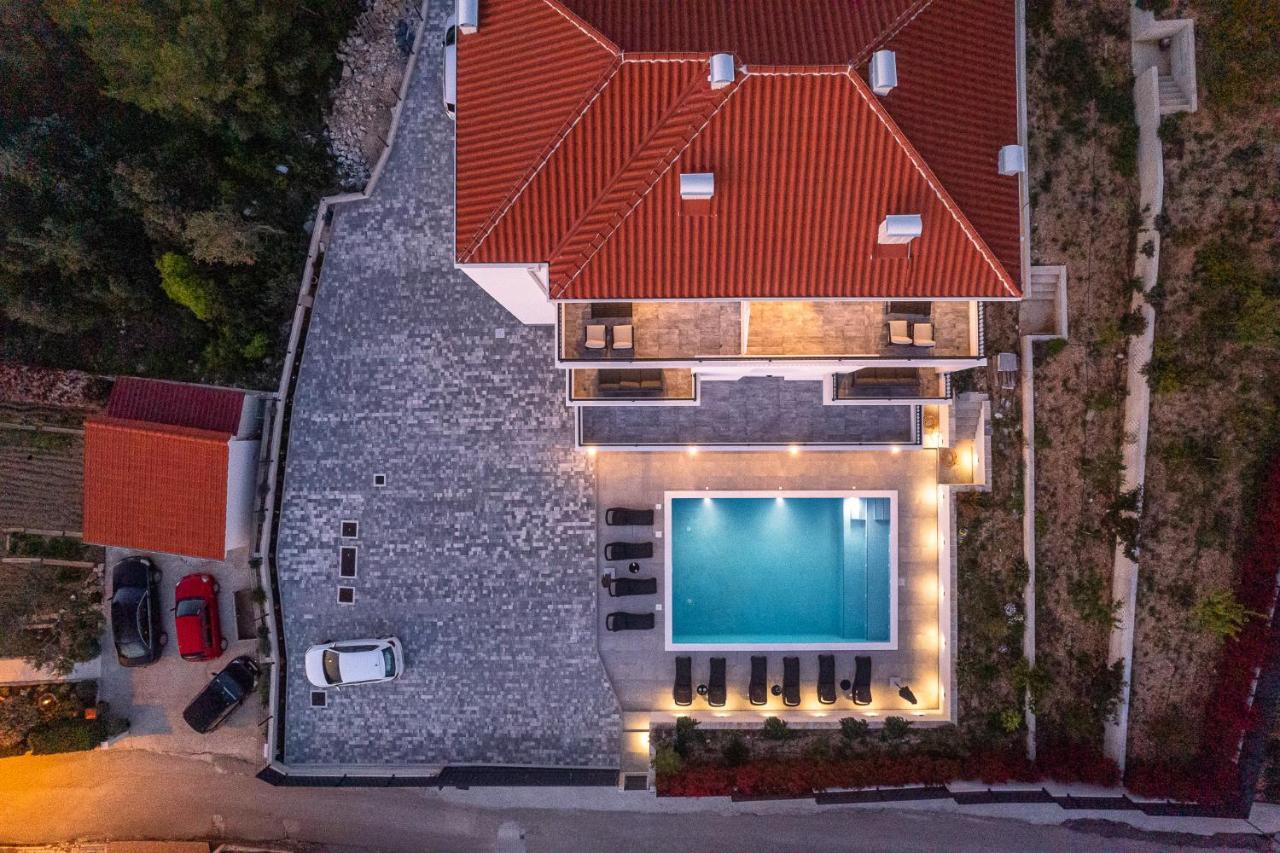 Villa Barbara & Zoran With Heated Swimming Pool Seget Vranjica Extérieur photo