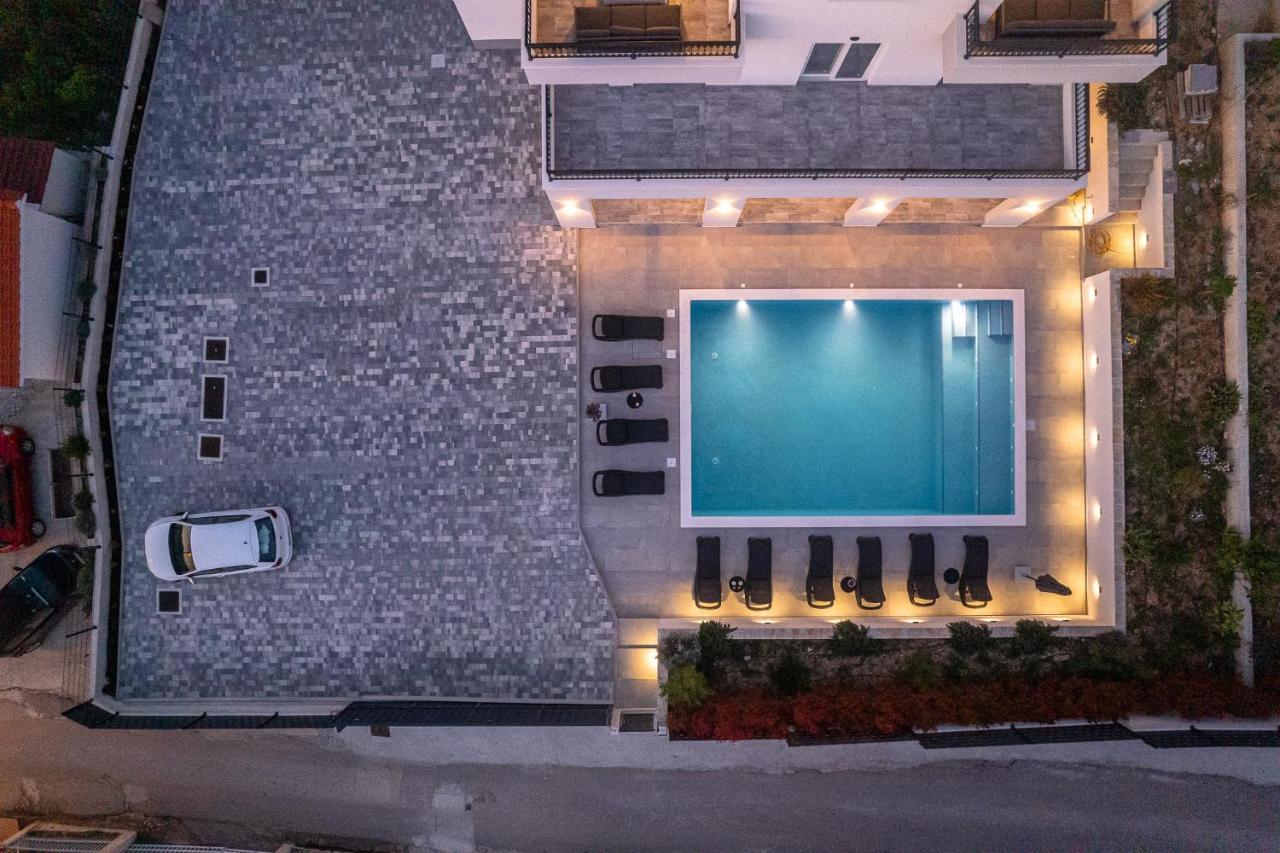 Villa Barbara & Zoran With Heated Swimming Pool Seget Vranjica Extérieur photo