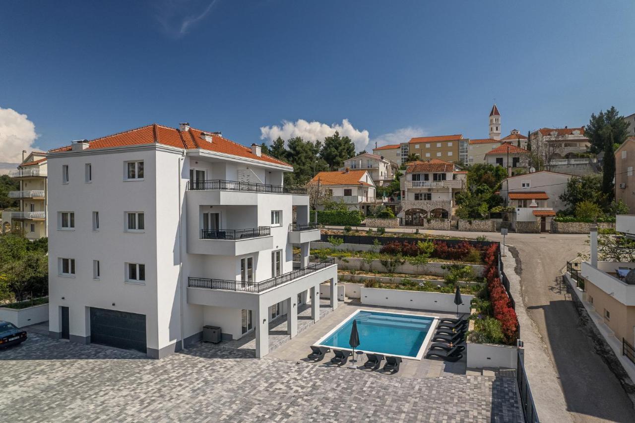 Villa Barbara & Zoran With Heated Swimming Pool Seget Vranjica Extérieur photo